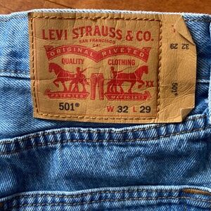 Levi Strauss & Co
